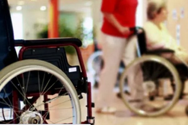 Эксперт рассказывает о пенсии по инвалидности: размер, зарплата и дополнительный стаж