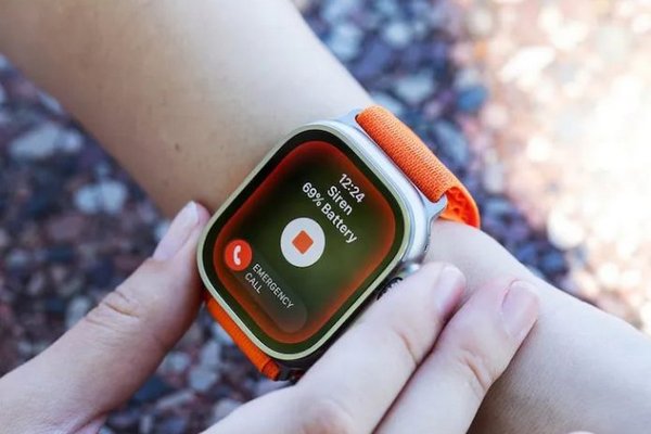 Apple получила патент на смарт-часы с Touch ID
