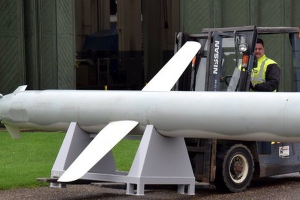 Япония почти договорилась о покупке ракет Tomahawk у США – Reuters