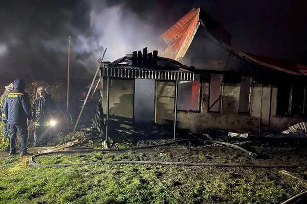 Под Киевом пенсионер сгорел в собственном доме