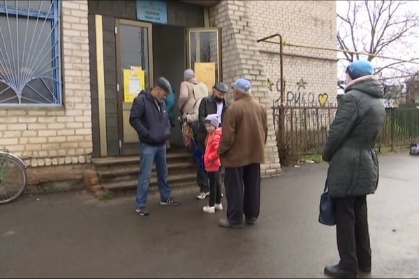В Украине переселенцев начнут лишать денежных выплат: кого коснется