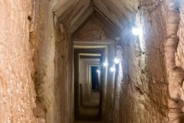 В Египте обнаружен древний каменный туннель