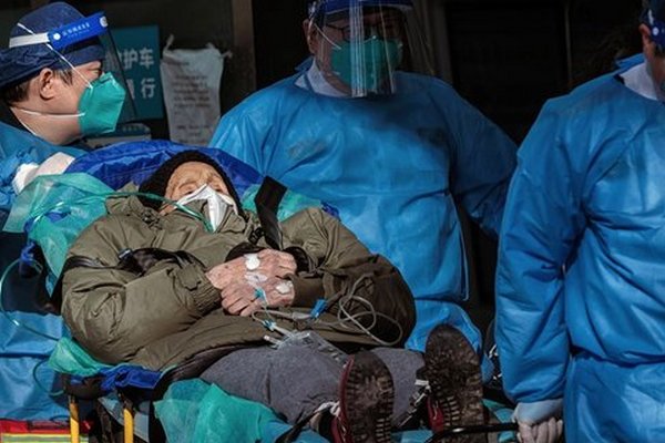 В Китае на фоне всплеска эпидемии перестали публиковать официальную статистику по COVID-19