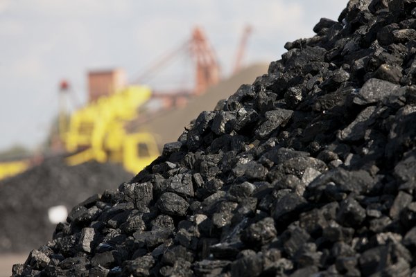 Китай окончательно снял ограничения на импорт угля из Австралии