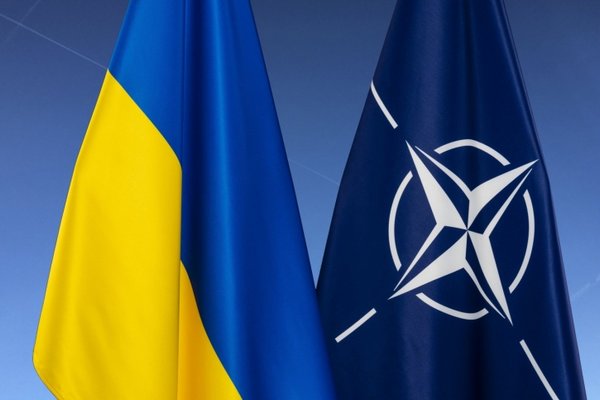 Более 80% украинцев поддерживают вступление в НАТО и ЕС, - опрос