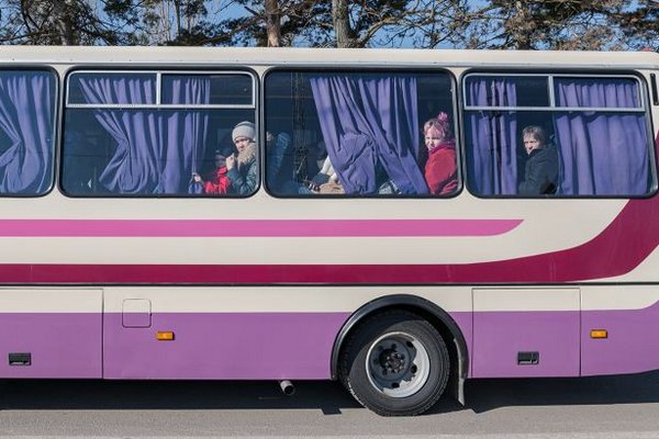 Жители Херсона смогут эвакуироваться бесплатными автобусами