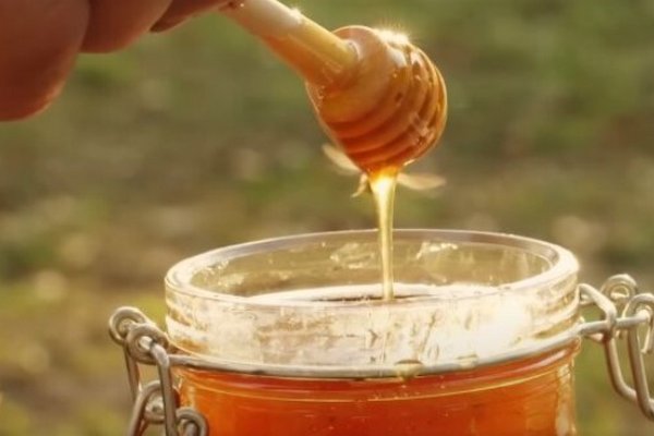Ложка дегтя в бочке меда: диетологи назвали главную опасность сладкого продукта