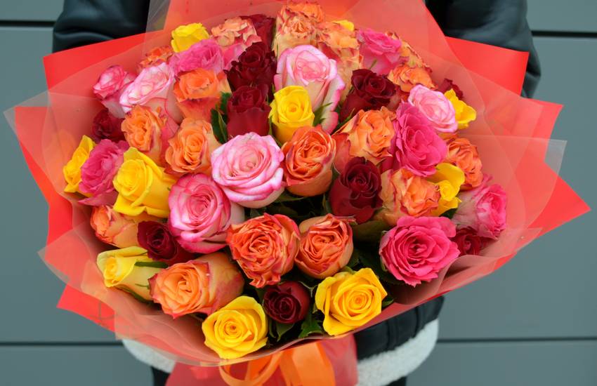Профессиональная доставка цветов в Пензе от 