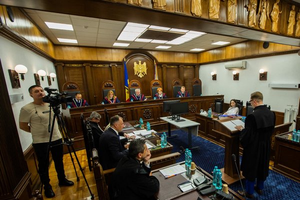В Молдове примут решение о конституционности партии 