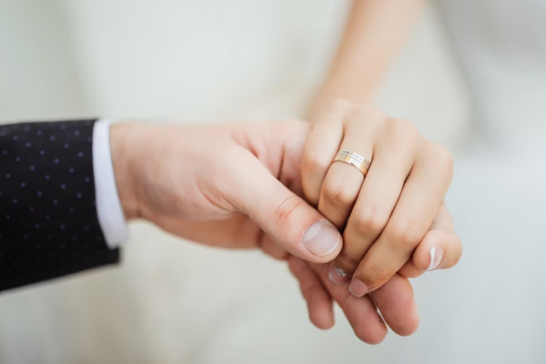 В Украине сократилось количество браков, однако увеличилось количество разводов, – Опендатабот