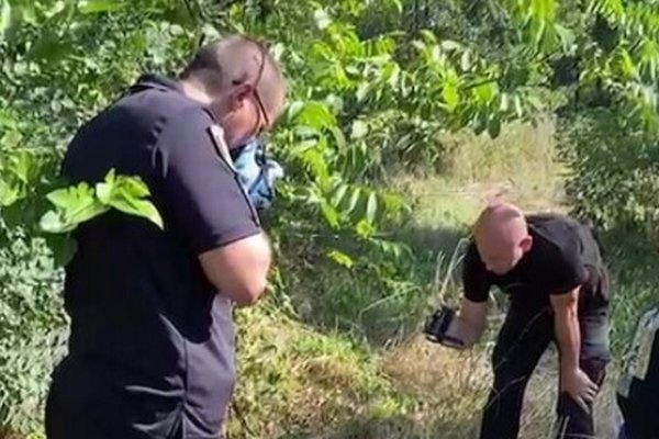 Украинка отдыхала в компании 3 мужчин и неожиданно скончалась: копы узнали, в чем дело