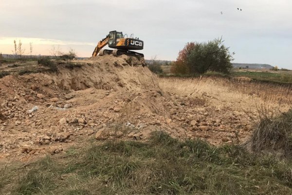 Незаконно добывали ископаемые в заказнике: чиновнику сообщили о подозрении