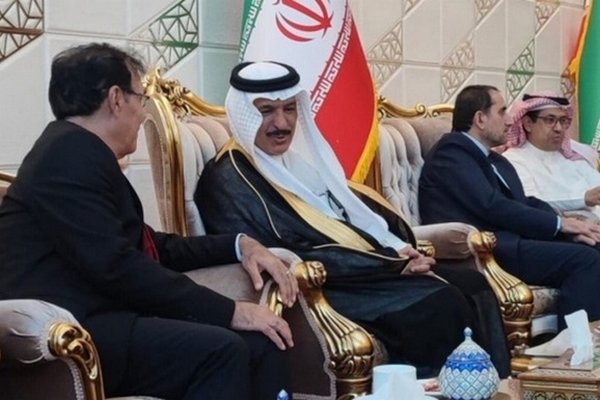Иран и Саудовская Аравия возобновили дипломатические отношения