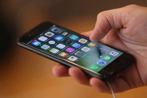 Чиновникам Китая не запрещали пользоваться устройствами iPhone – представитель МИД