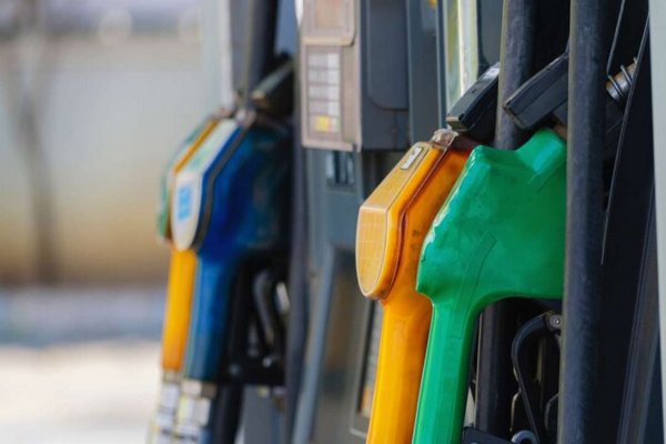 На АЗС Украины перестали расти цены на бензин и дизель, автогаз дорожает