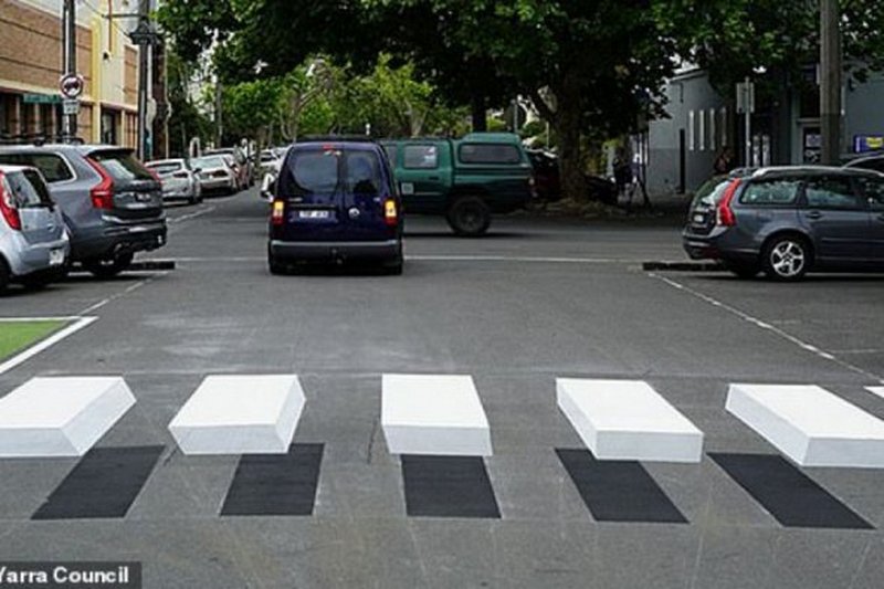Создали первый трехмерный пешеходный переход