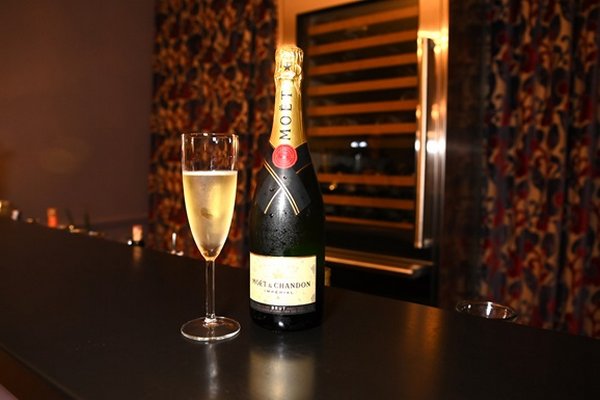 Во Франции предотвратили кражу шампанского на 600 тысяч евро