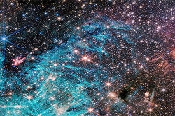 Галактическая загадка: телескоп Уэбб показал неизвестные особенности центра Млечного Пути