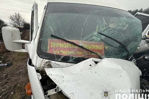 В Тернопольской области автобус попал в ДТП: пострадало 8 человек