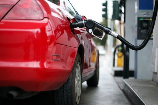 АЗС показали, сколько стоят бензин, дизель и автогаз 1 января
