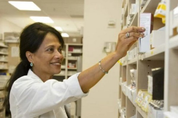 Верховная Рада обяжет дистрибьюторов обеспечить наличие необходимых лекарств во всех аптеках