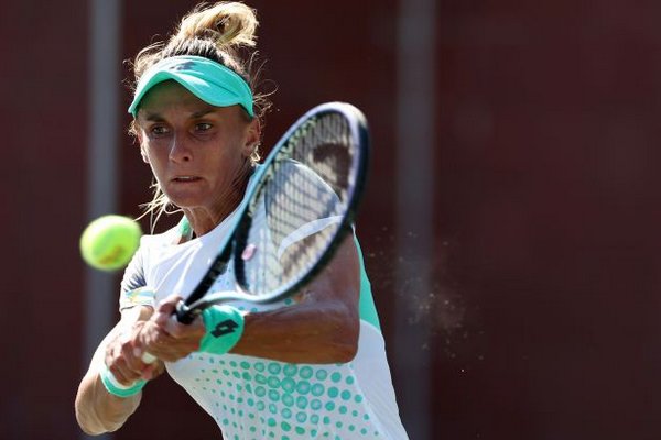 Australian Open: Цуренко одолела первый раунд, Снигур зачехлила ракетку на старте