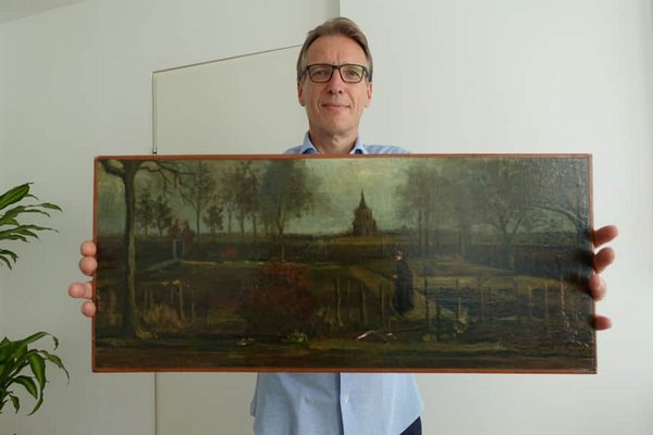 В Нидерландах впервые показали картину Ван Гога, похищенную во время пандемии