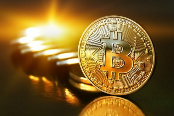 Bitcoin пересек рубеж в 53 тысячи долларов
