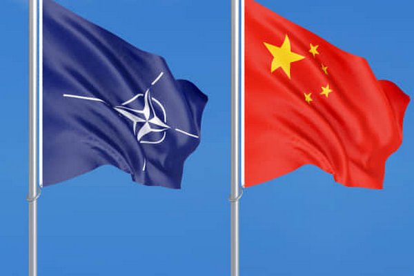 Китай и НАТО провели военный диалог, вспомнили и о войне в Украине