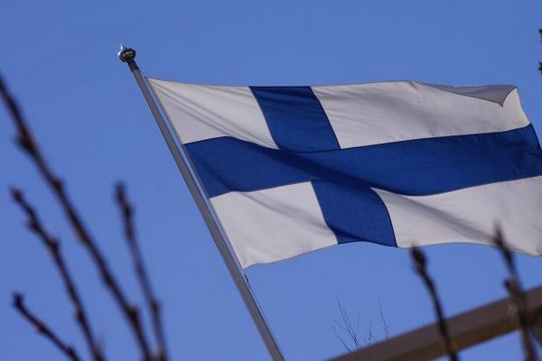 Финляндия сможет арестовывать авто на российских номерах: для кого сделают исключение