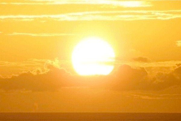 Физики смогли объяснить странное вращение Солнца