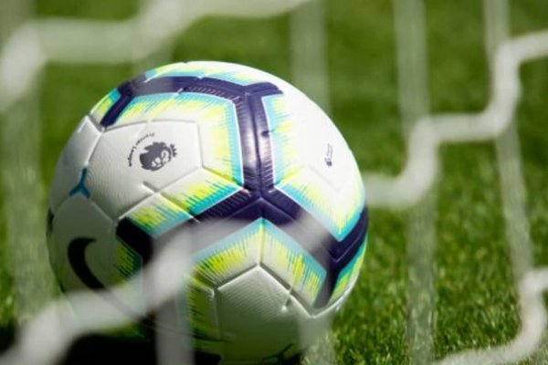 Двух 19-летних футболистов клуба АПЛ задержали по подозрению в изнасиловании — СМИ
