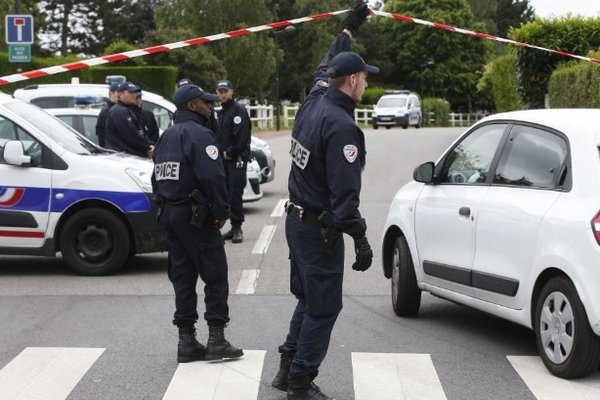 Во Франции произошла резня: пострадали дети