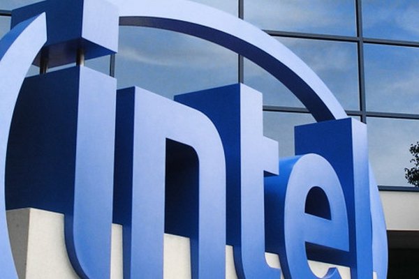 Intel инвестирует в ИИ-стартапы КНР на фоне технологической гонки Китая и США