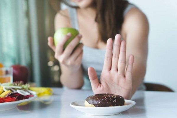 Ученые назвали калорийный продукт, помогающий похудеть