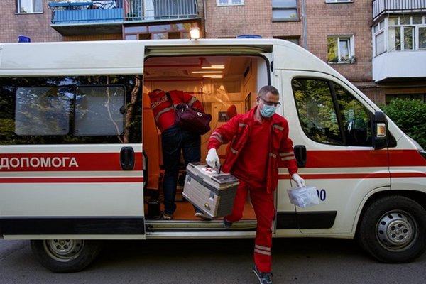 Во львовском развлекательном центре взорвалась термоколба, пострадали дети