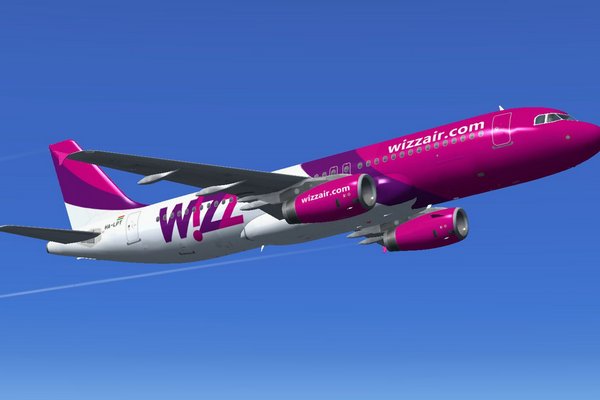 Один из старейших самолетов Wizz Air аварийно сел в Будапеште