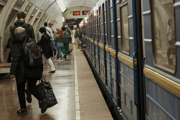 Киевское метро: 6 станций закрыты на выходные из-за ремонта