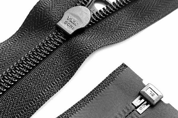 Пластикова фурнітура YKK: в чому її переваги та де її можна придбати