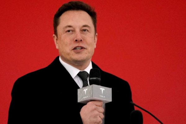 Совет директоров Tesla выразил поддержку Илону Маску после сообщений в СМИ