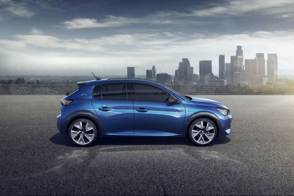 Peugeot e-208 GTi 2026: Электрический Хэтчбек с Характером