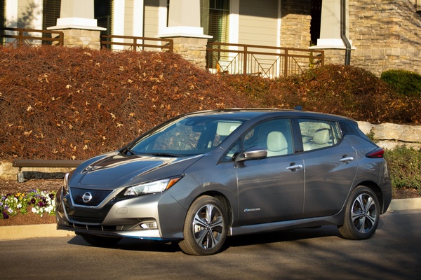Прощай, хэтчбек: все, что известно о новом кроссовере Nissan Leaf
