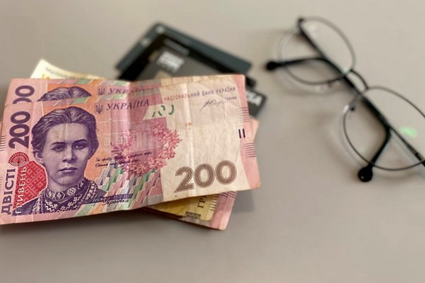 Как начисляют высокие пенсии в Украине: объяснение