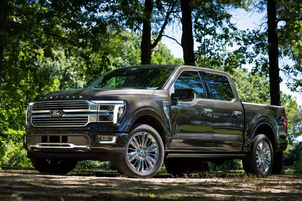 Ford отзывает F-серию: неисправность, затронувшая сотни тысяч пикапов