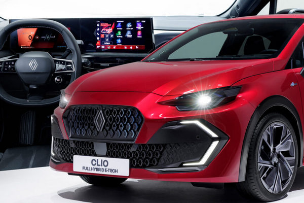 Битва за Европу: новый Renault Clio бросает вызов Volkswagen Golf