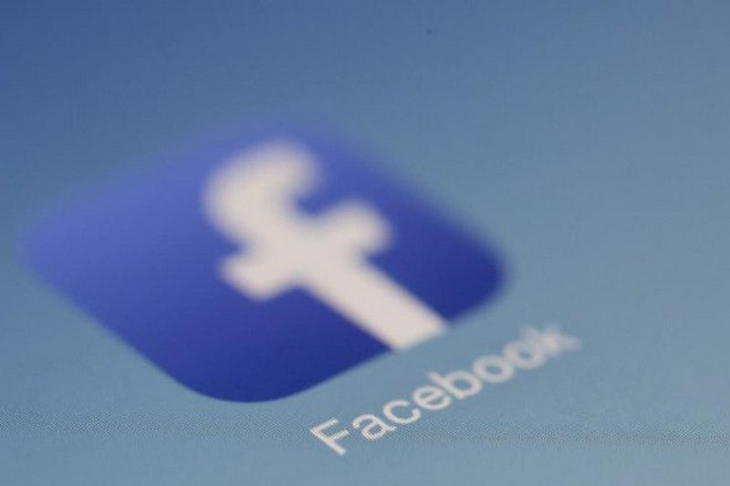 Facebook тестирует новую соцсеть для подростков