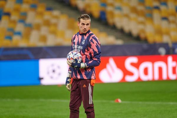 «У меня что-то болит»: инсайдер раскрыл прецеденты отказов Лунина от сборной