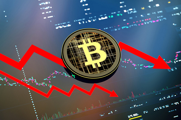 Биткоин на пороге $114 000: что происходит с крипторынком?