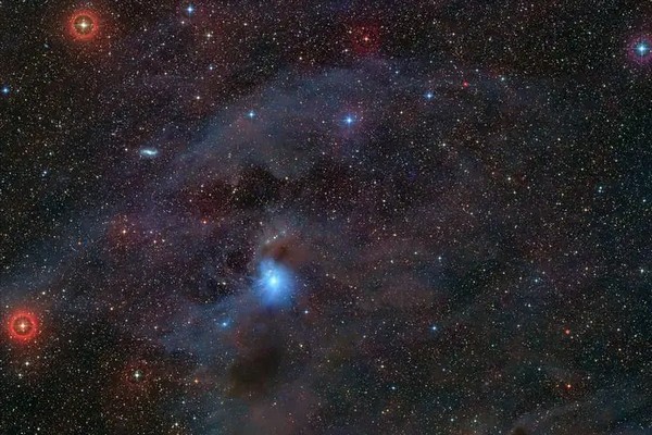 Космический жор: Как блуждающая планета Cha 1107-7626 создает воду во время аккреции