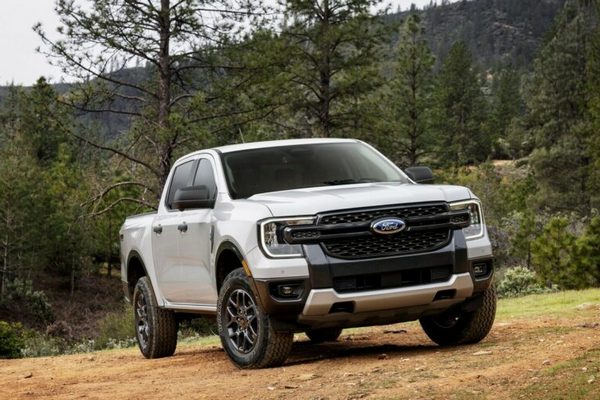 Обновление ПО и удаление ковра: Как Ford исправит 625 тысяч проблемных авто